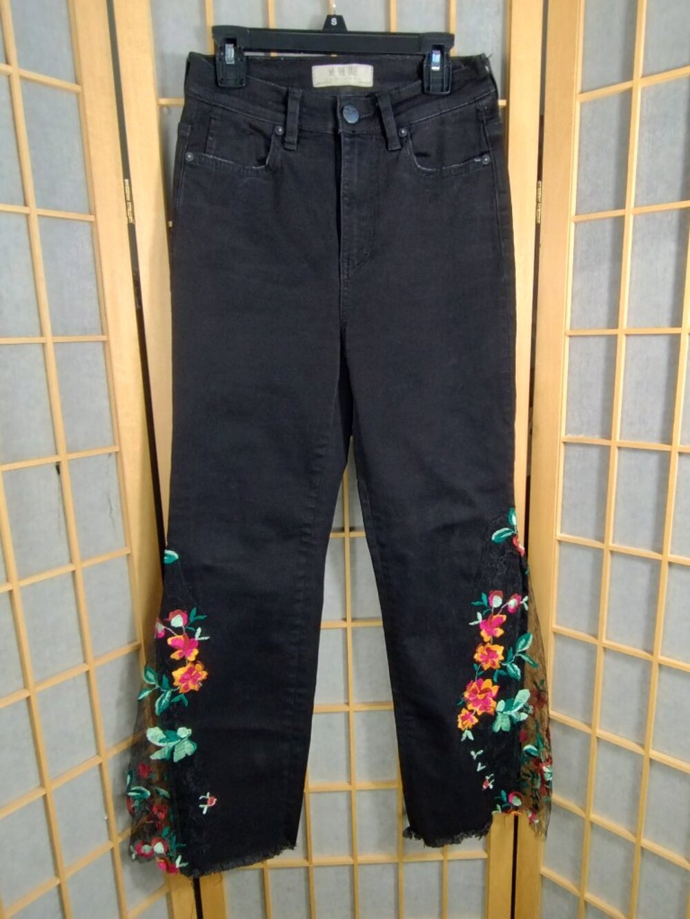 We the Free Free People Night Shade High Rise Crop Embroidered Black Jeans Sz 26
